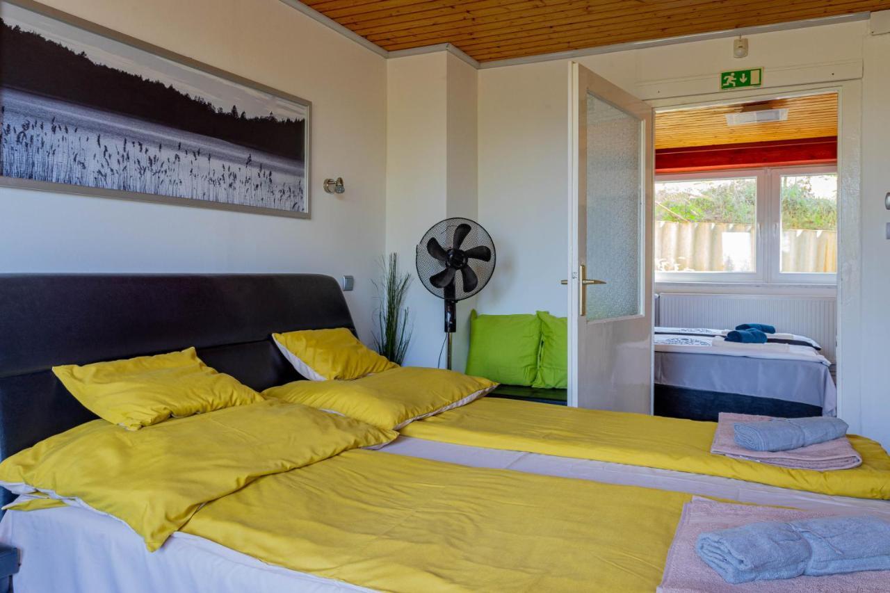 Panorama Apartmanhaz エステルゴム エクステリア 写真